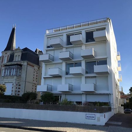 Royan - Vue Mer Pour Cet Appartement Face A La Plage - Grande Conche Eksteriør billede