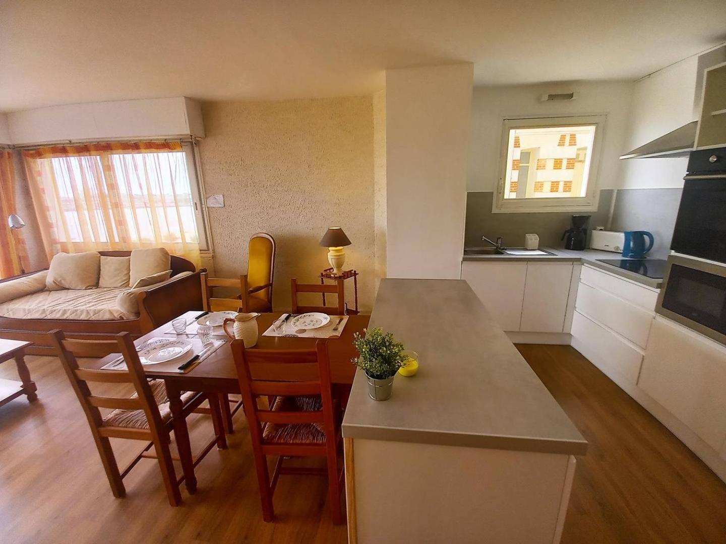 Royan - Vue Mer Pour Cet Appartement Face A La Plage - Grande Conche Eksteriør billede