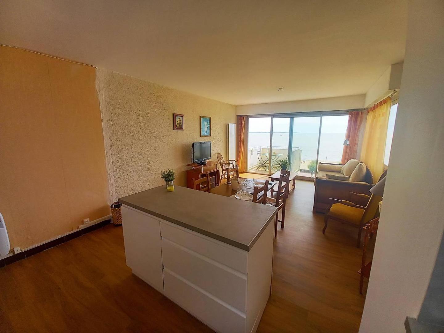 Royan - Vue Mer Pour Cet Appartement Face A La Plage - Grande Conche Eksteriør billede