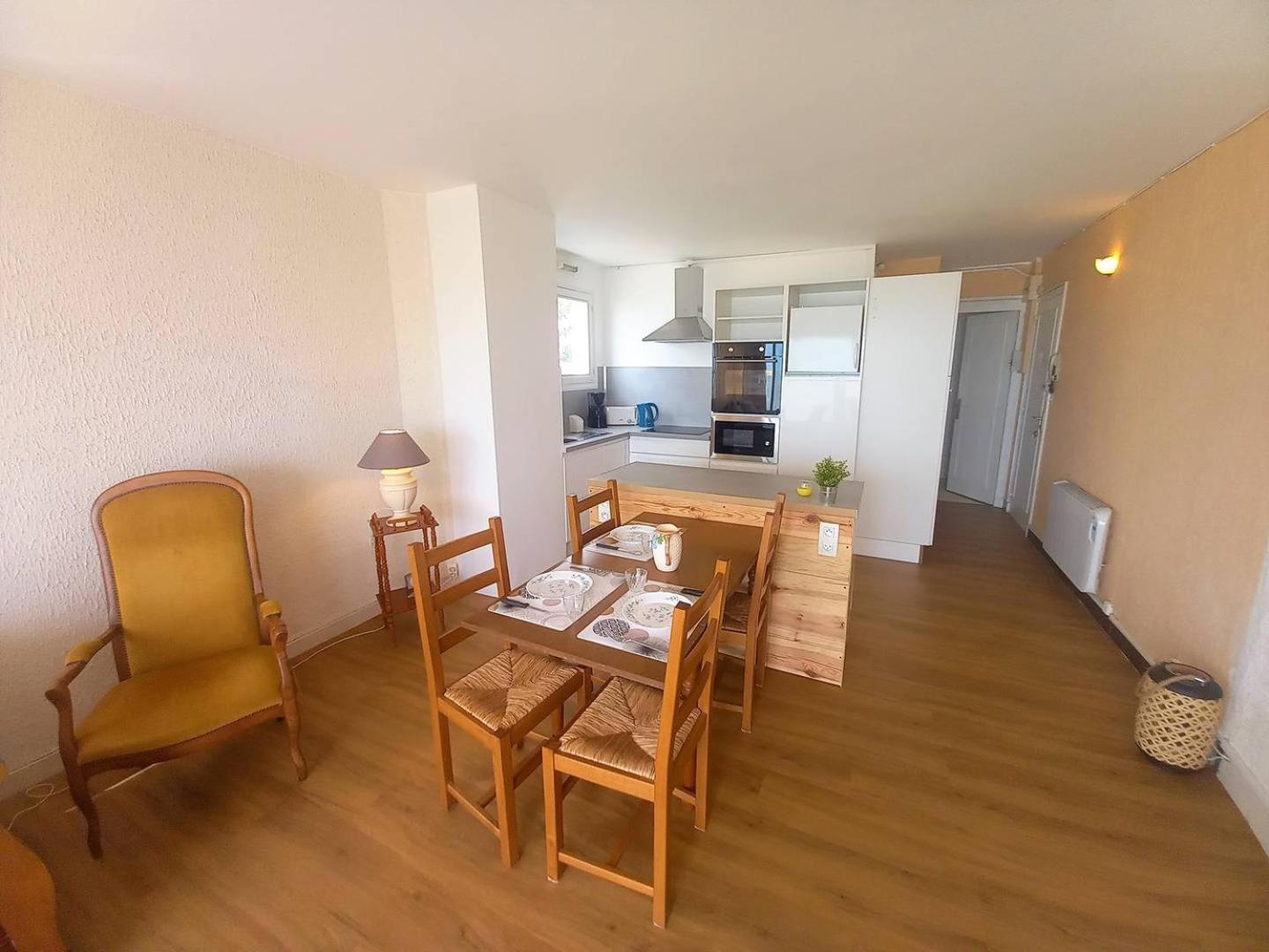 Royan - Vue Mer Pour Cet Appartement Face A La Plage - Grande Conche Eksteriør billede